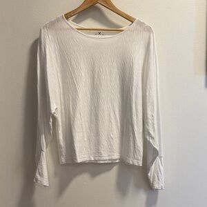 Women's Batwing 3/4” Sleeve Crewneck Tee w/ fitted waistline